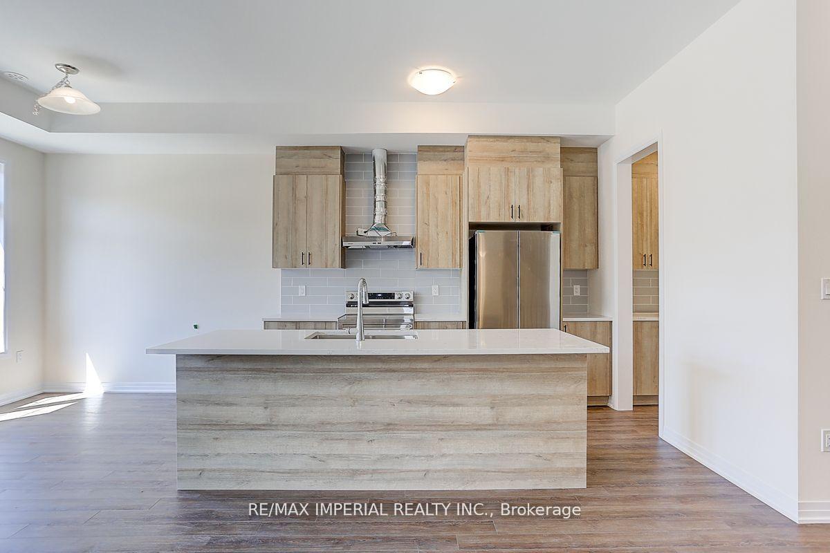 Photo 2 of 113 De La Roche Drive, Vaughan, Vellore Village — HOMEH