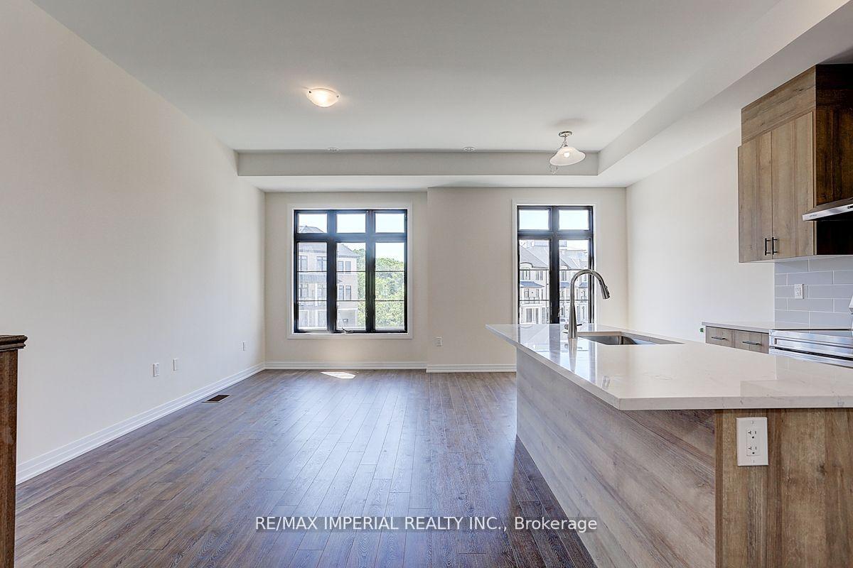 Photo 4 of 113 De La Roche Drive, Vaughan, Vellore Village — HOMEH