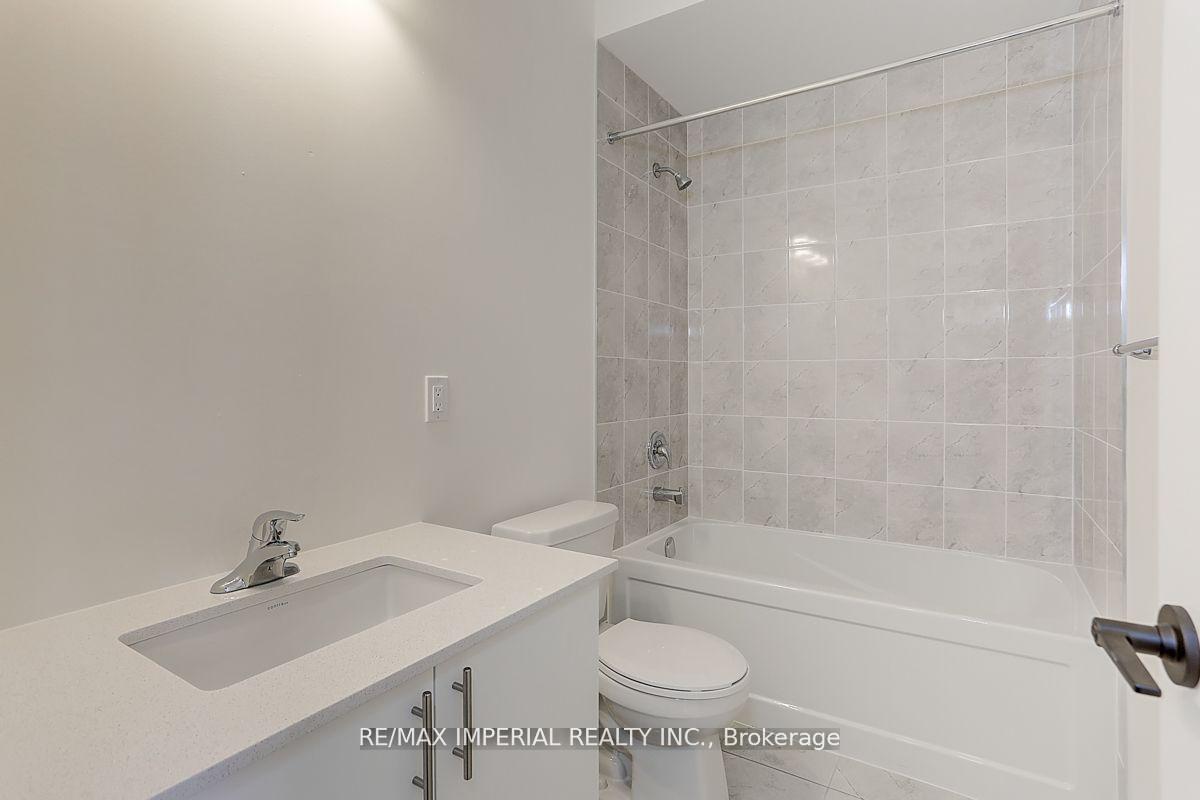 Photo 6 of 113 De La Roche Drive, Vaughan, Vellore Village — HOMEH