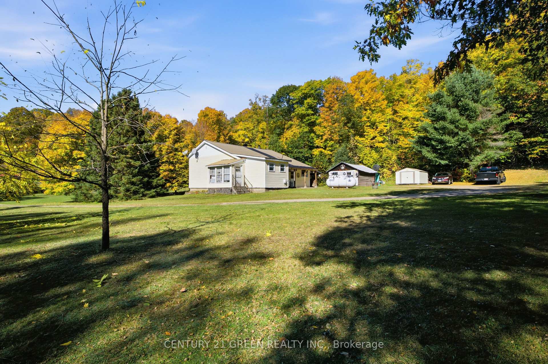 Photo of 3192 Matawatchan Road