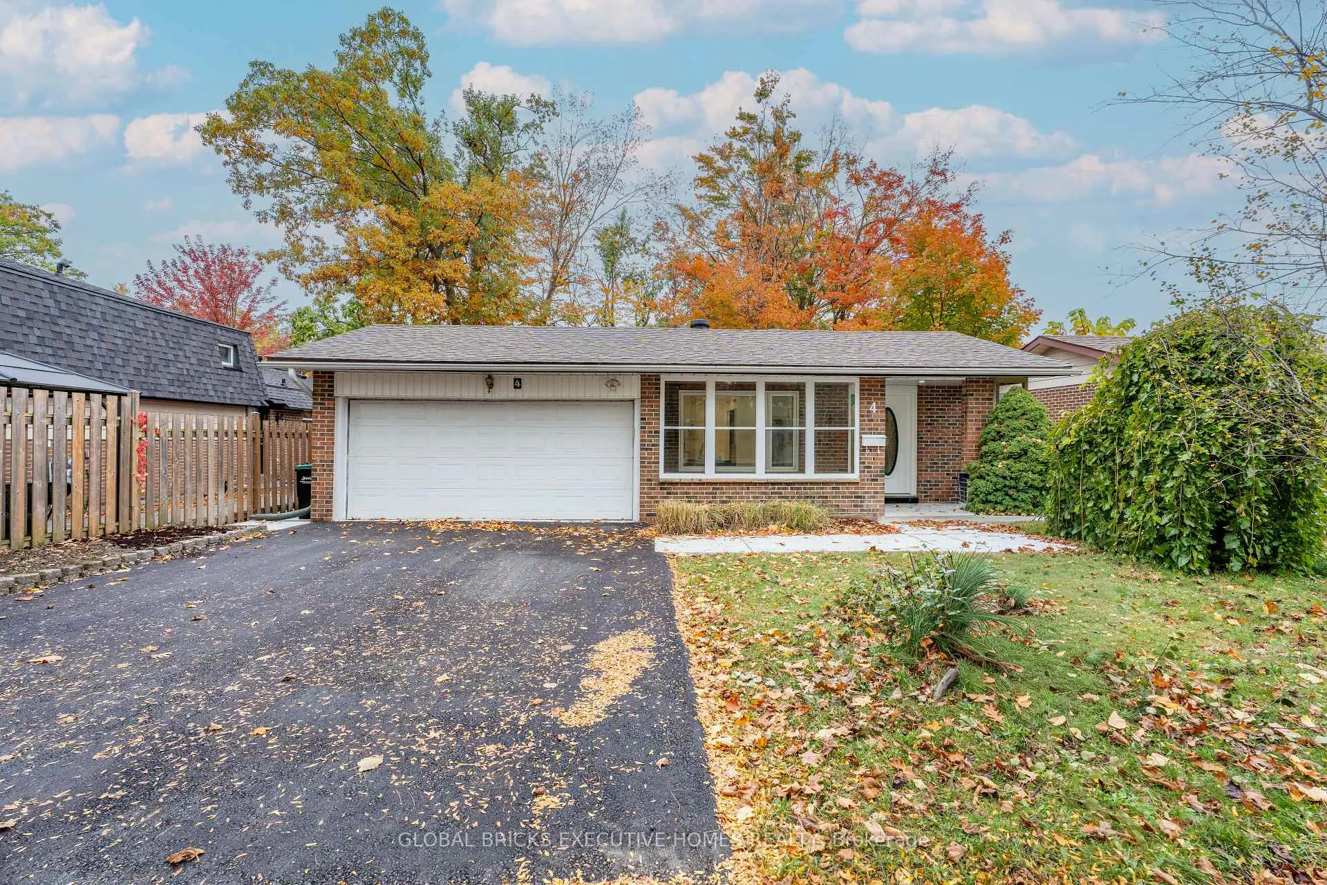 Photo of 4 Virgilwood Crescent