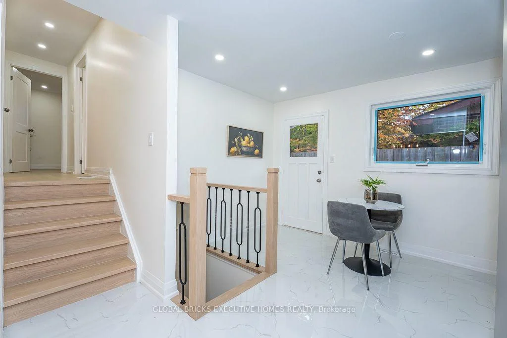 Photo 34 of 4 Virgilwood Crescent, Barrie, Cundles East — HOMEH