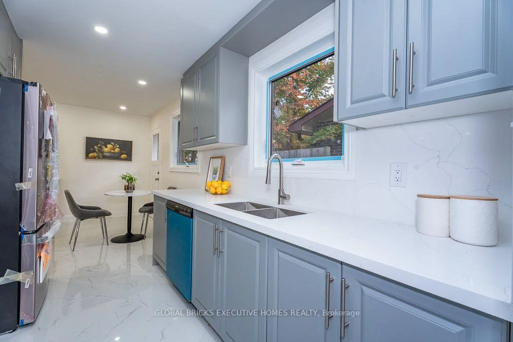 Photo 46 of 4 Virgilwood Crescent, Barrie, Cundles East — HOMEH