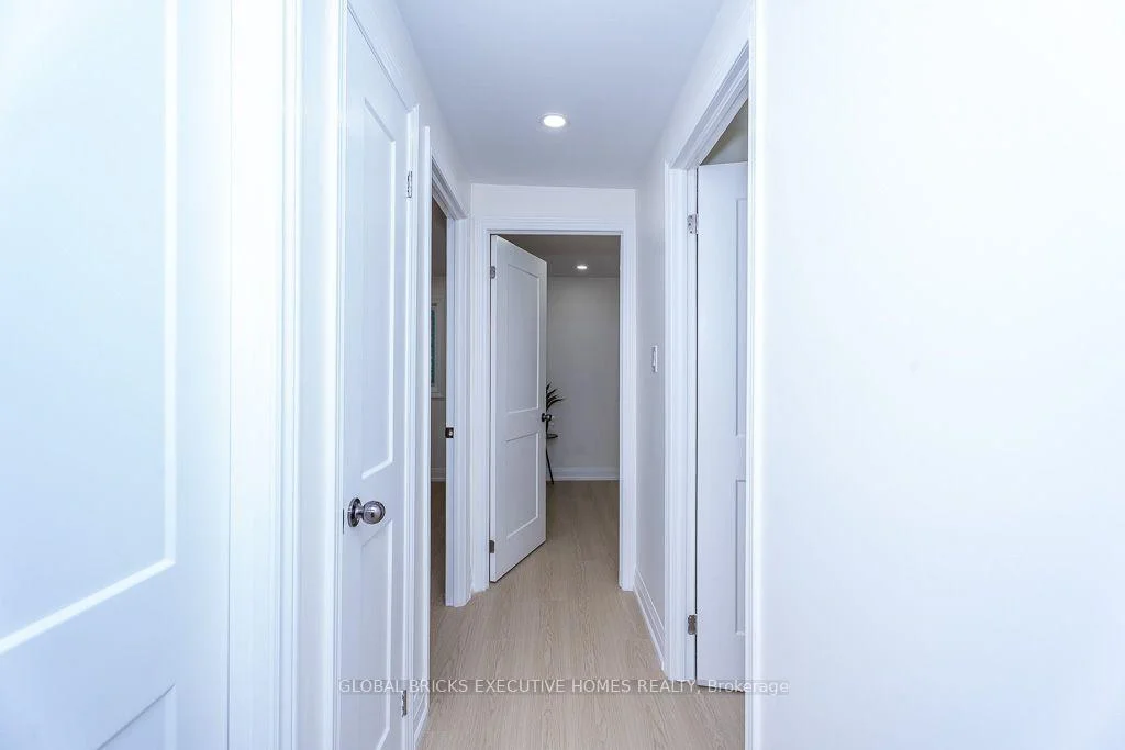 Photo 52 of 4 Virgilwood Crescent, Barrie, Cundles East — HOMEH