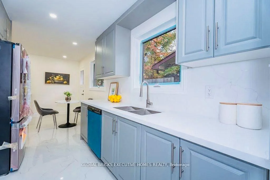 Photo 13 of 4 Virgilwood Crescent, Barrie, Cundles East — HOMEH