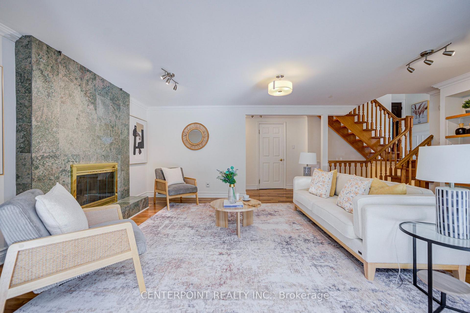 Photo 28 of 7 Avondale Crescent, Markham, Markham Village — HOMEH