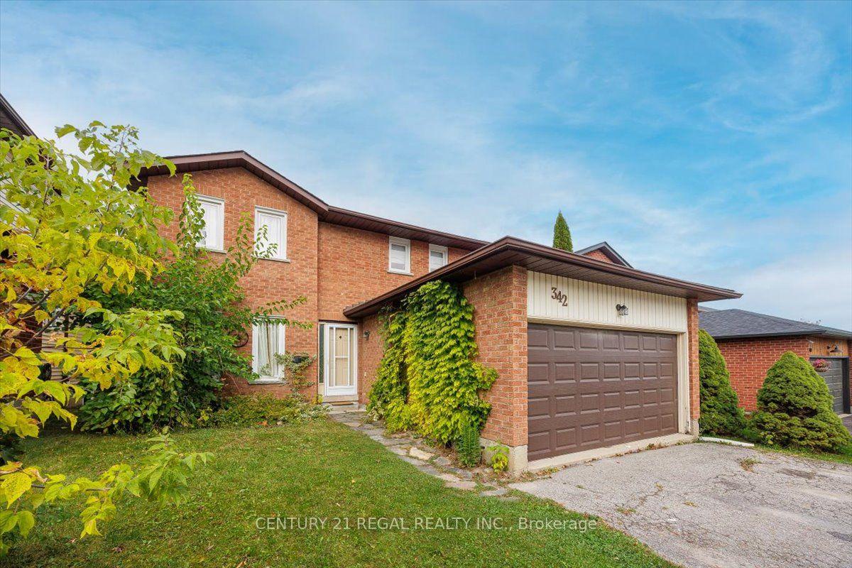 Photo 2 of 342 Hickling Trail, Barrie, Grove East — HOMEH