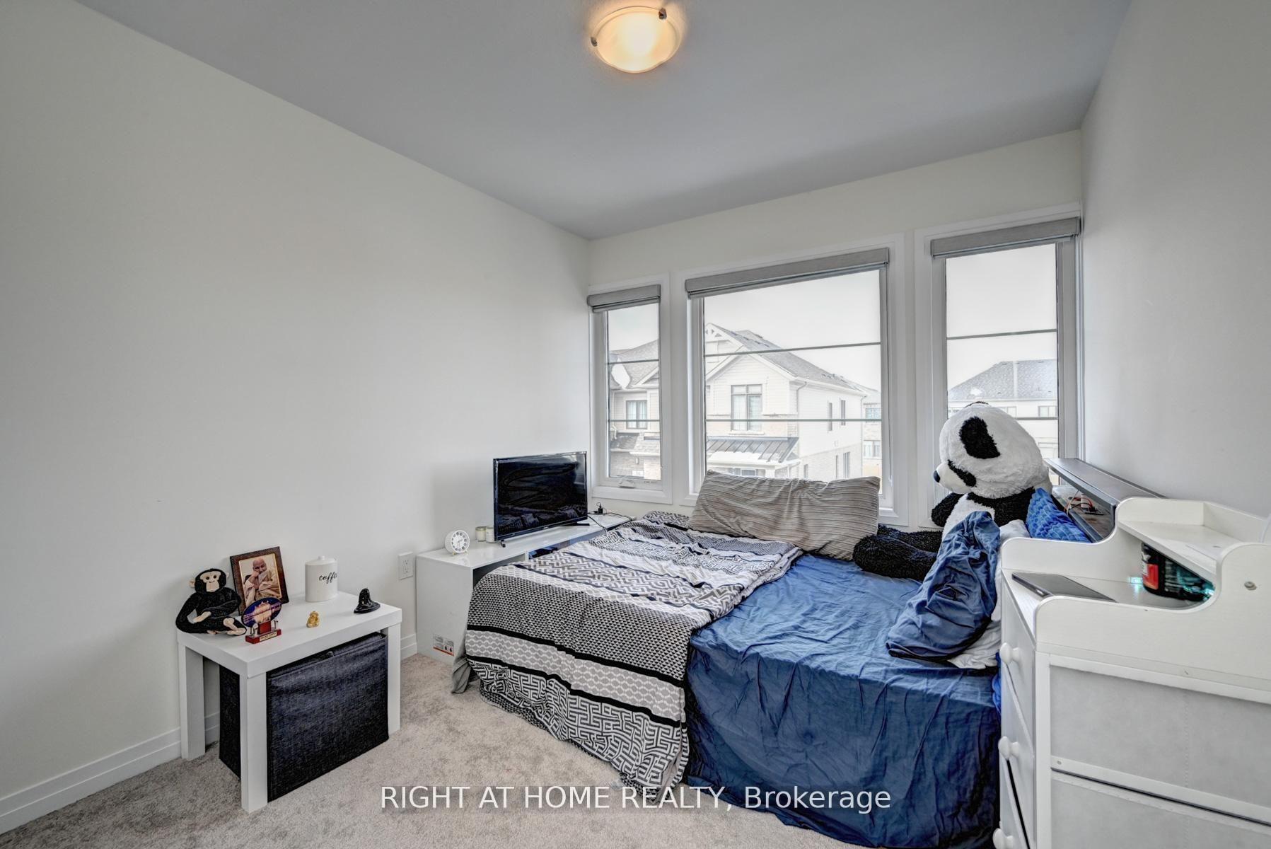 Photo 23 of Unit 20, 15 Blacklock Street, Cambridge, Westview — HOMEH