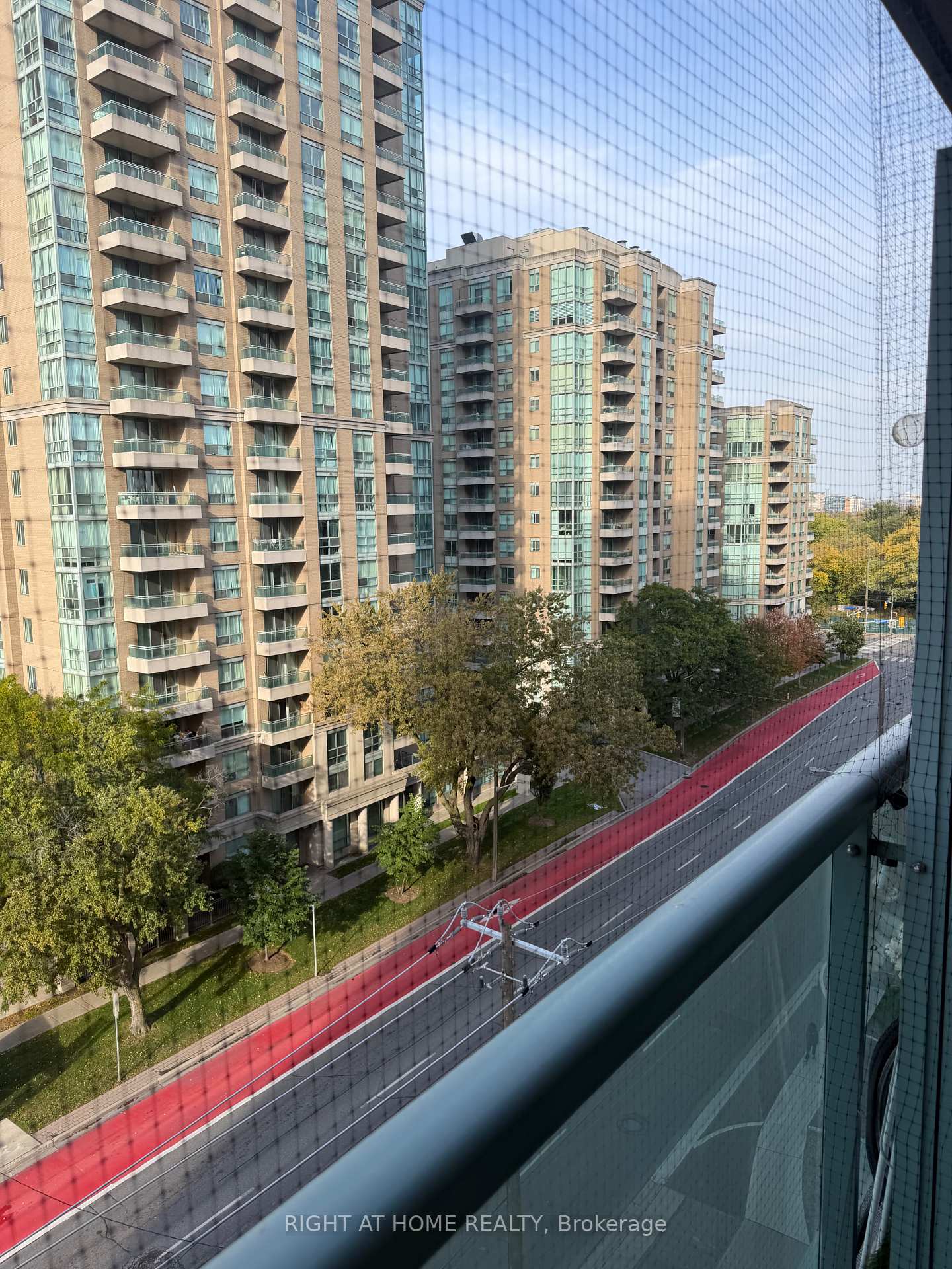 Photo 7 of Unit 908, 26 Olive Avenue, North York, Willowdale East — HOMEH