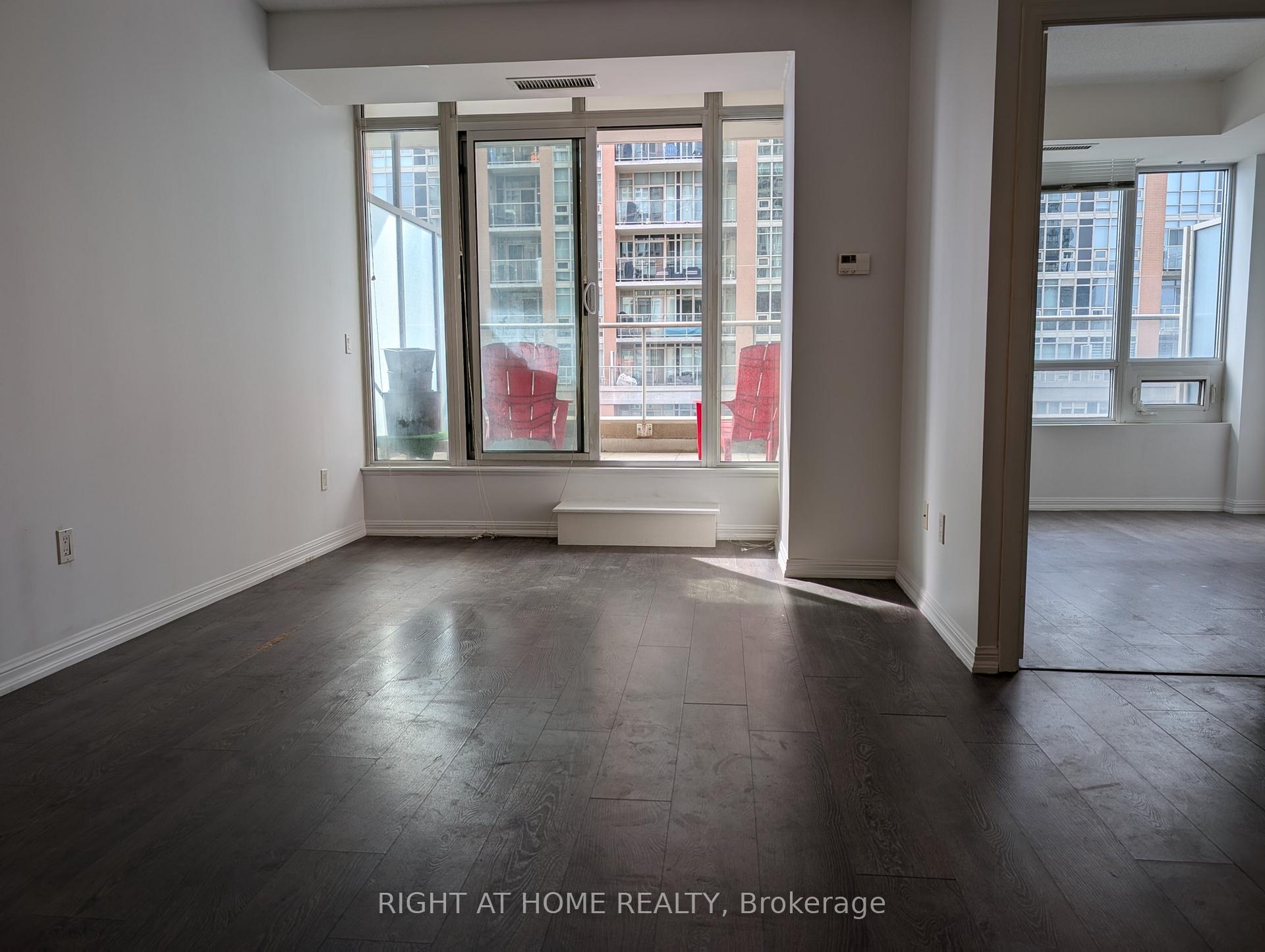 Photo 3 of Unit 1108, 65 East Liberty Street, Toronto, Niagara — HOMEH