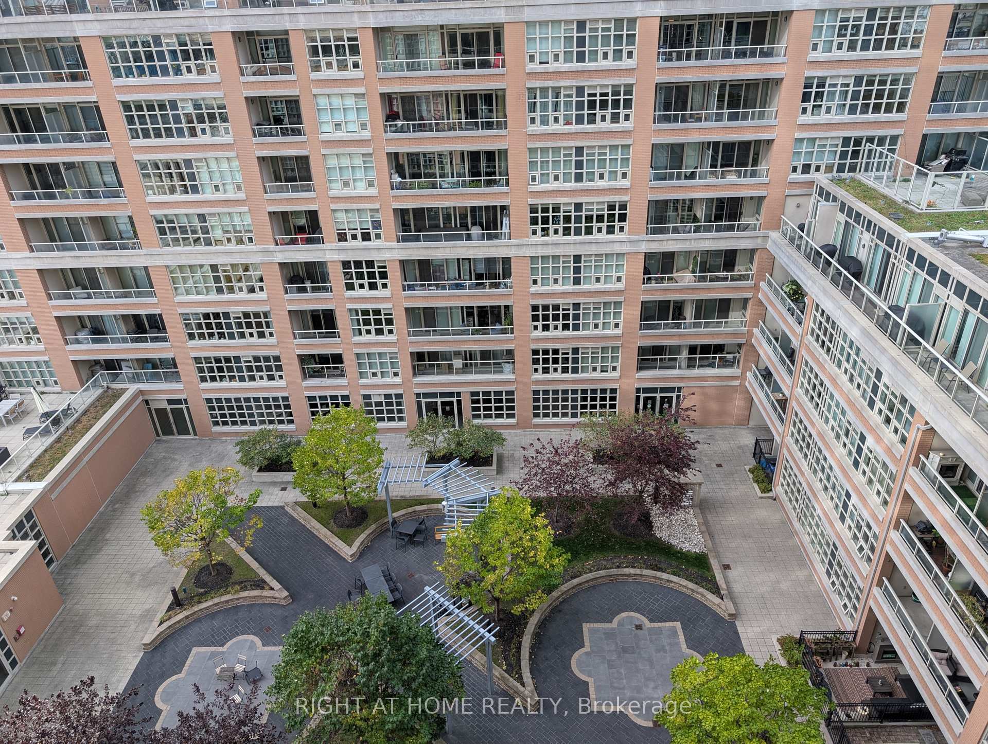 Photo 12 of Unit 1108, 65 East Liberty Street, Toronto, Niagara — HOMEH