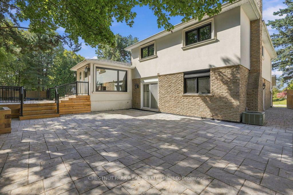 Photo 9 of 23 Kings Inn Trail, Markham, Bayview Fairway-Bayview Country Club Estates — HOMEH