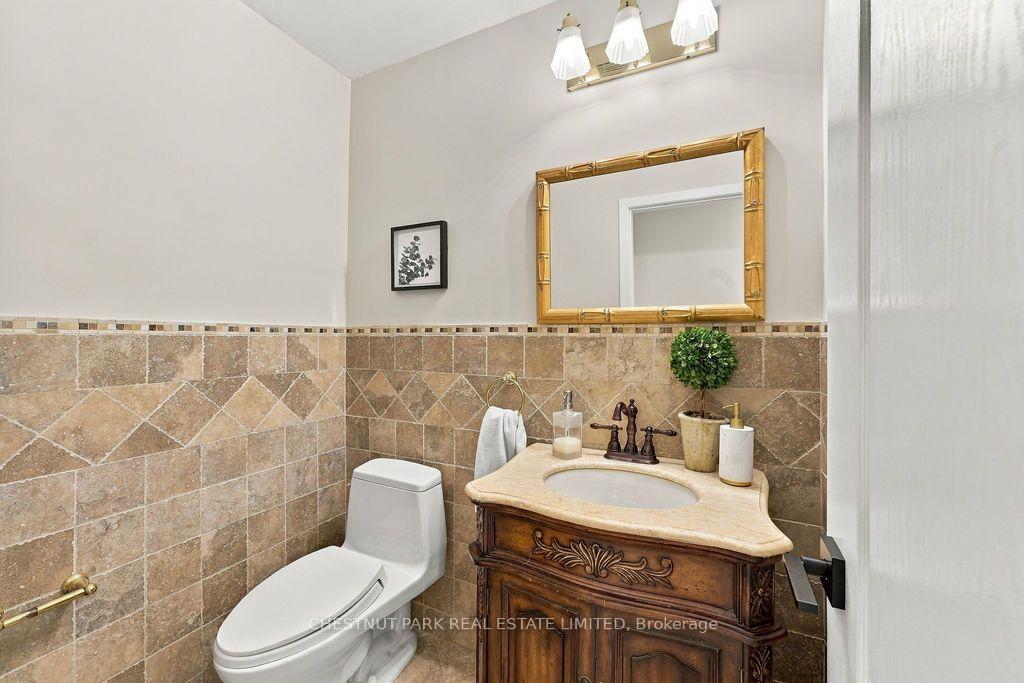Photo 15 of 23 Kings Inn Trail, Markham, Bayview Fairway-Bayview Country Club Estates — HOMEH