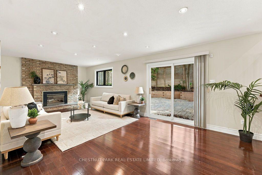 Photo 17 of 23 Kings Inn Trail, Markham, Bayview Fairway-Bayview Country Club Estates — HOMEH