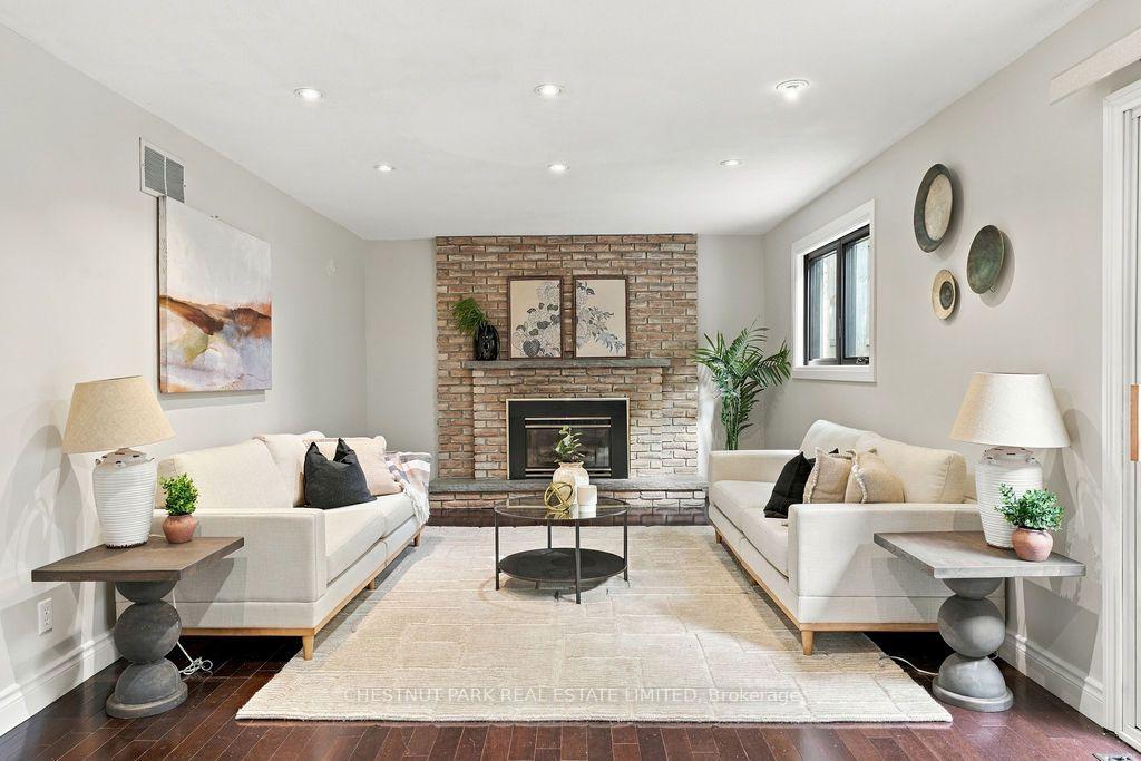 Photo 18 of 23 Kings Inn Trail, Markham, Bayview Fairway-Bayview Country Club Estates — HOMEH