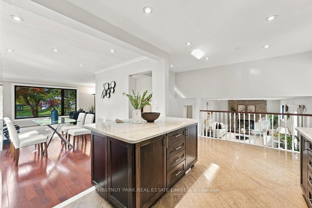 Photo 26 of 23 Kings Inn Trail, Markham, Bayview Fairway-Bayview Country Club Estates — HOMEH