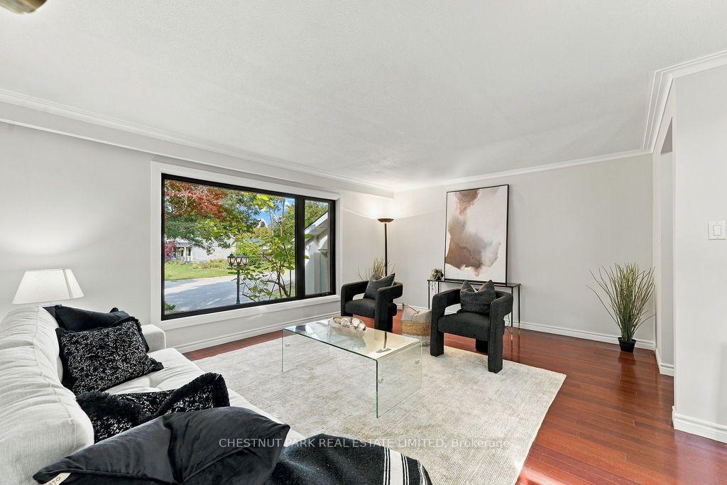 Photo 31 of 23 Kings Inn Trail, Markham, Bayview Fairway-Bayview Country Club Estates — HOMEH