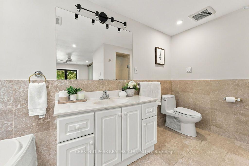 Photo 39 of 23 Kings Inn Trail, Markham, Bayview Fairway-Bayview Country Club Estates — HOMEH
