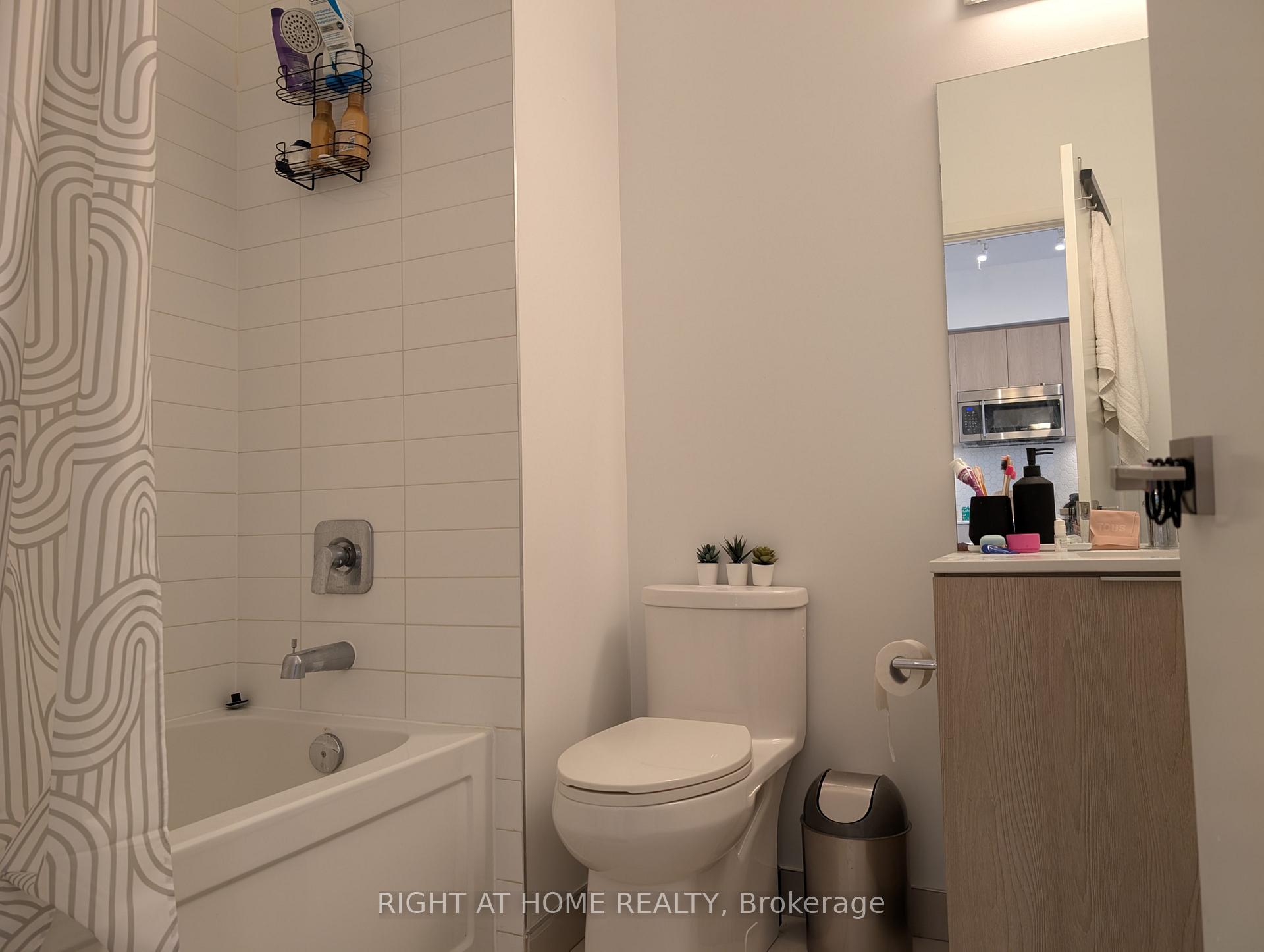 Photo 7 of Unit 308, 50 Ordnance Street, Toronto, Niagara — HOMEH