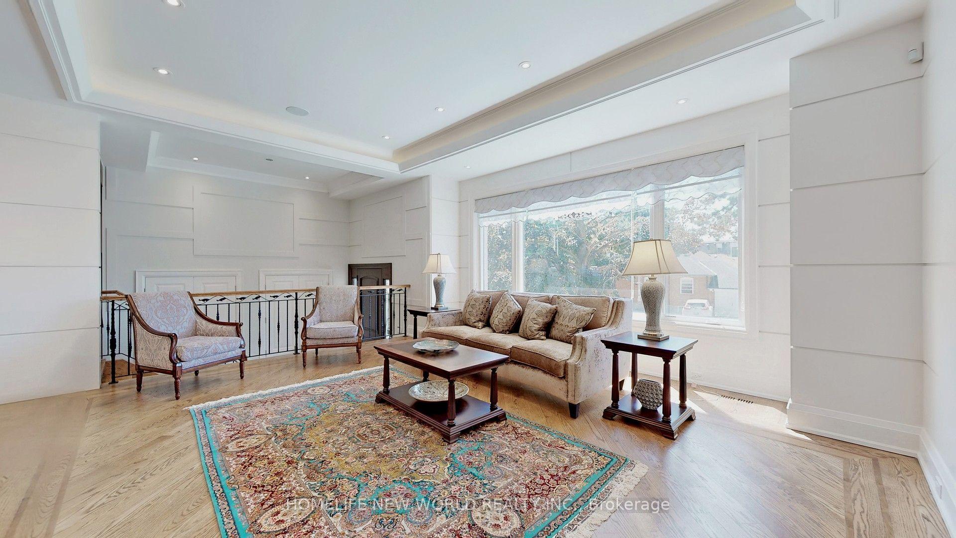 Photo 10 of 302 Johnston Avenue, North York, Lansing-Westgate — HOMEH