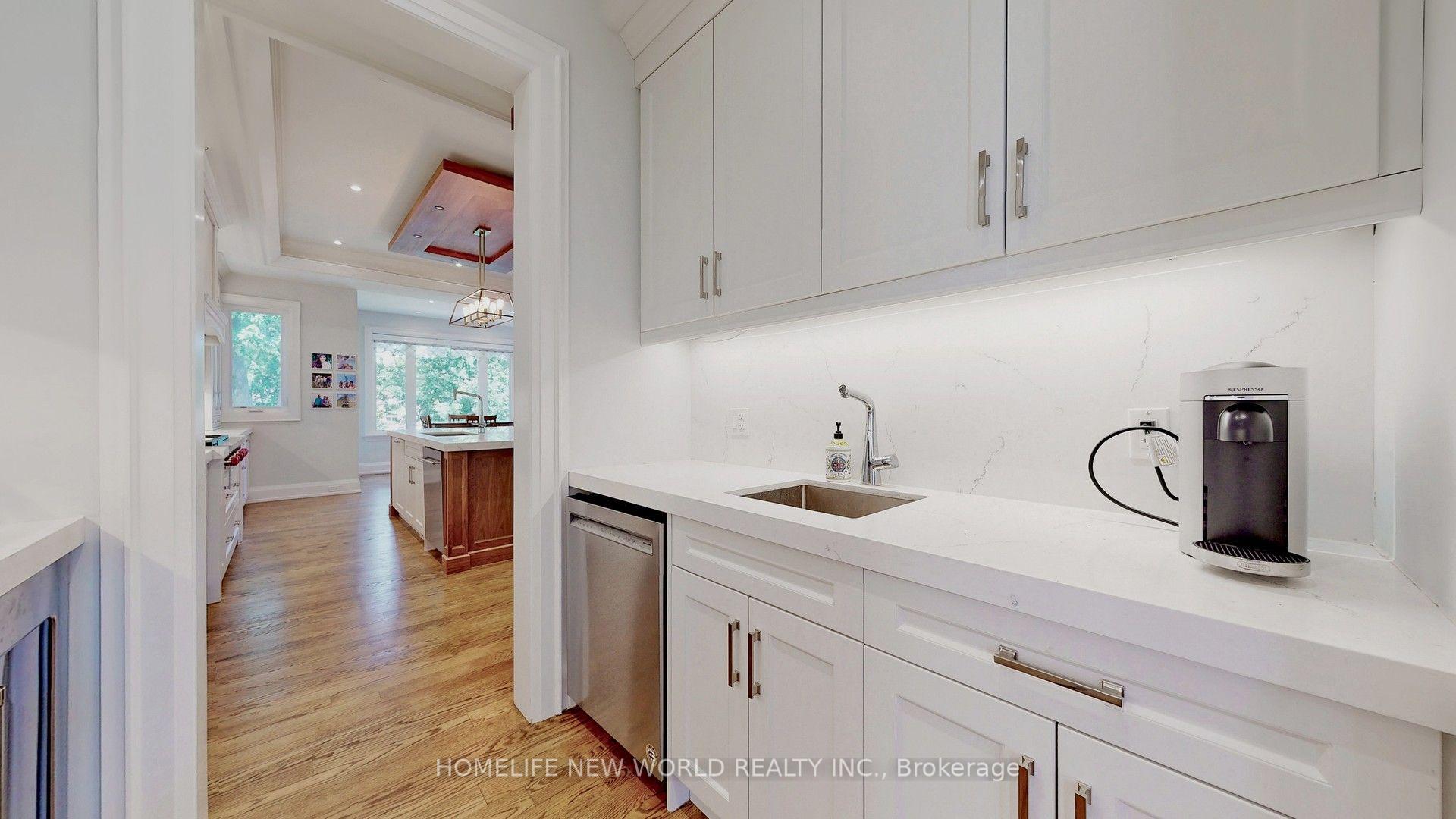 Photo 18 of 302 Johnston Avenue, North York, Lansing-Westgate — HOMEH