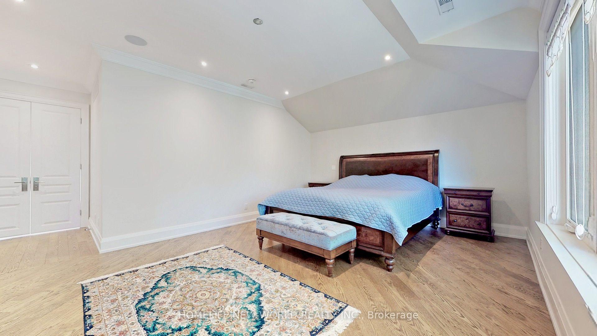 Photo 25 of 302 Johnston Avenue, North York, Lansing-Westgate — HOMEH