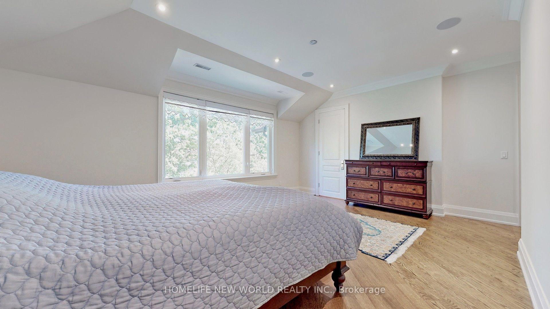 Photo 27 of 302 Johnston Avenue, North York, Lansing-Westgate — HOMEH
