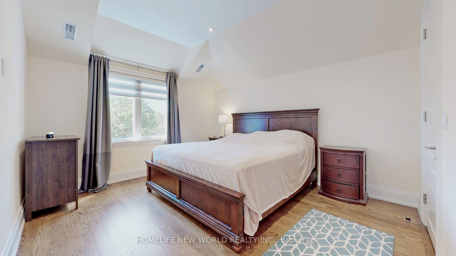 Photo 31 of 302 Johnston Avenue, North York, Lansing-Westgate — HOMEH