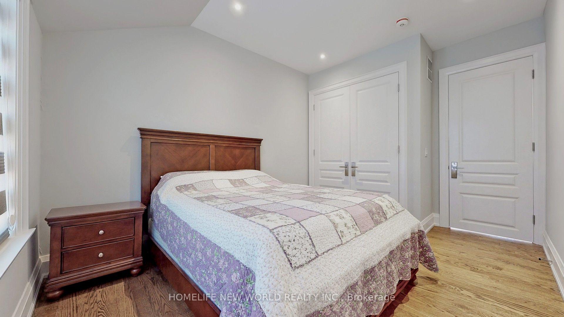 Photo 36 of 302 Johnston Avenue, North York, Lansing-Westgate — HOMEH