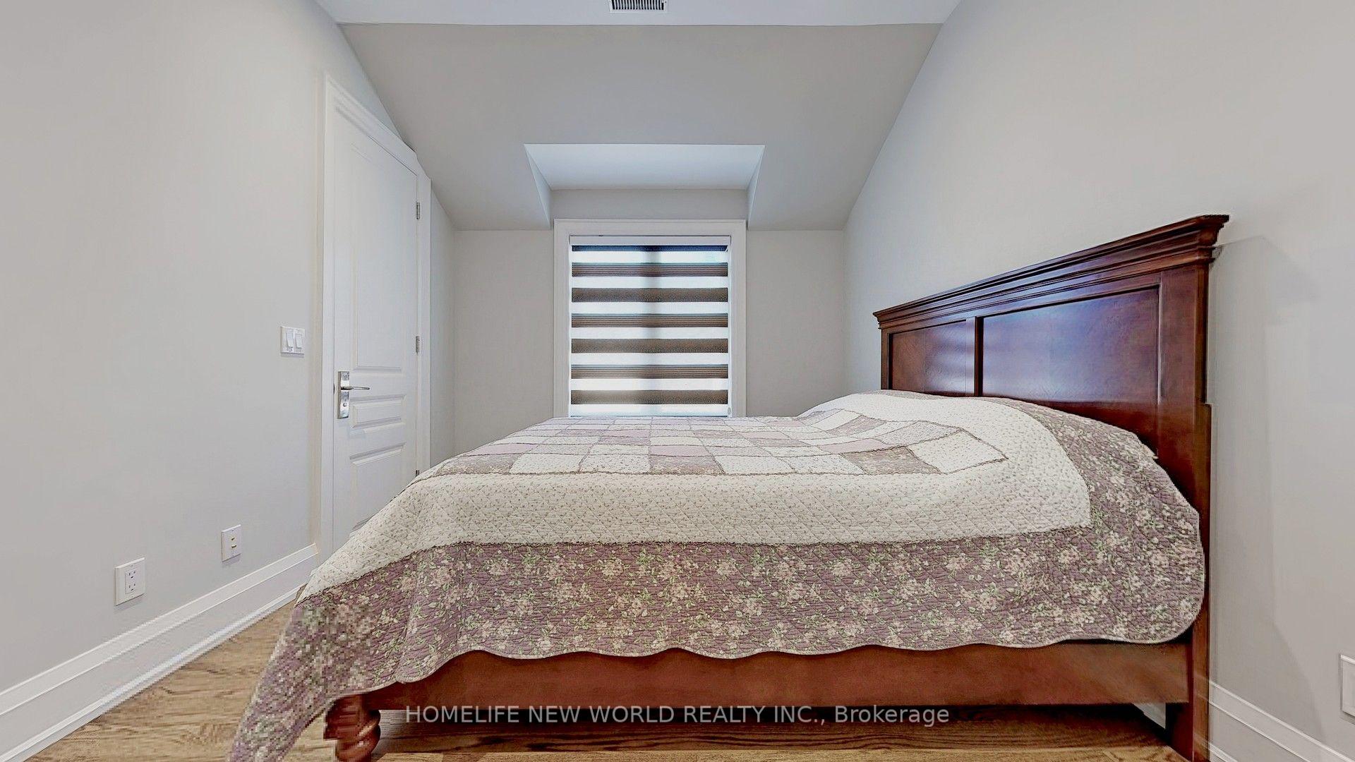 Photo 38 of 302 Johnston Avenue, North York, Lansing-Westgate — HOMEH