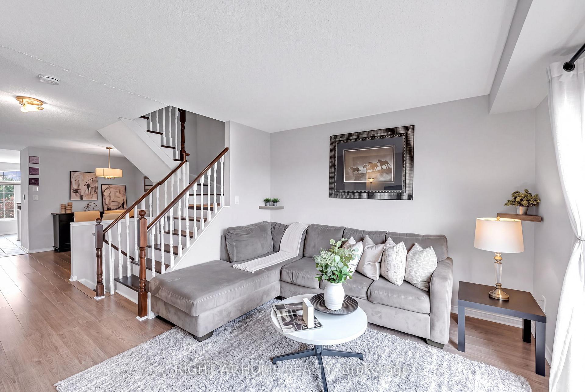 Photo 14 of 3370 Redpath Circle, Mississauga, Lisgar — HOMEH