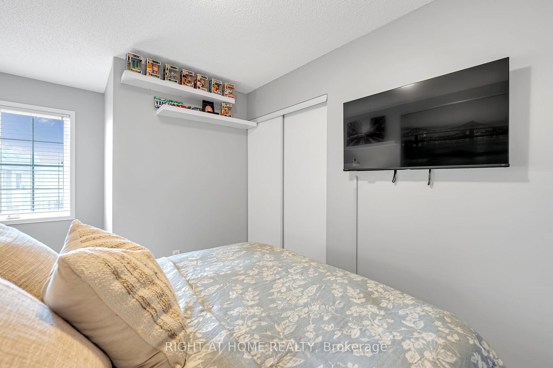 Photo 23 of 3370 Redpath Circle, Mississauga, Lisgar — HOMEH