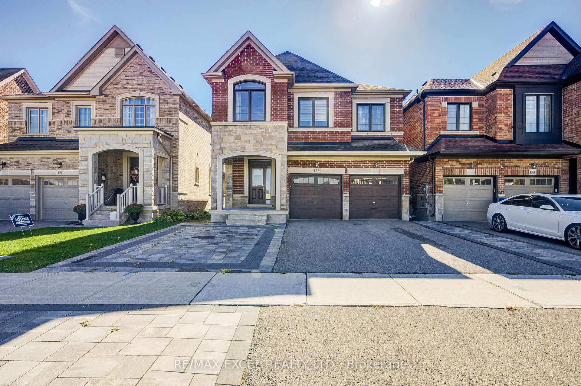 Photo of 132 Meadow Vista Crescent