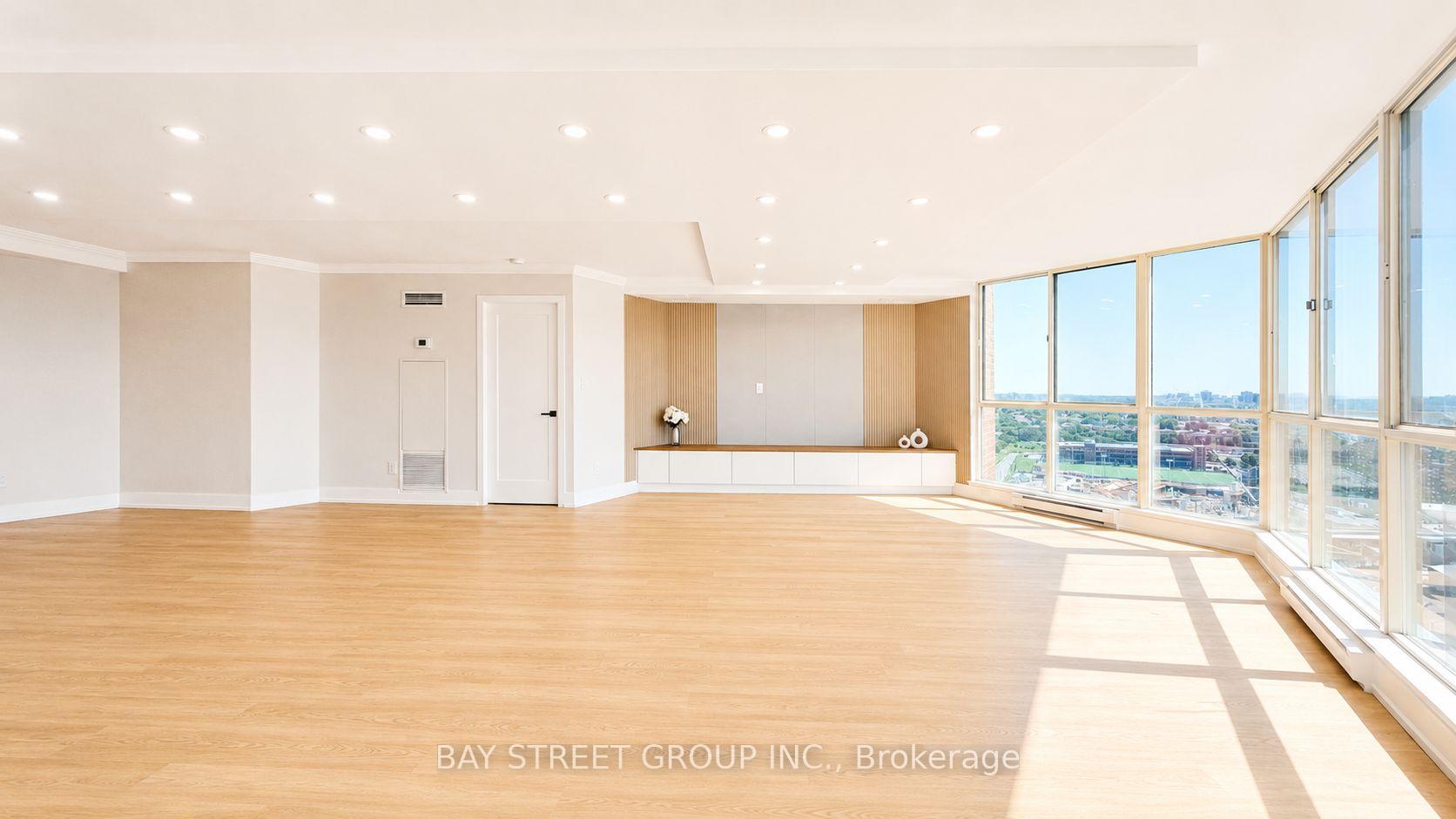 Photo 3 of Unit 2201, 85 Skymark Drive, North York, Hillcrest Village — HOMEH