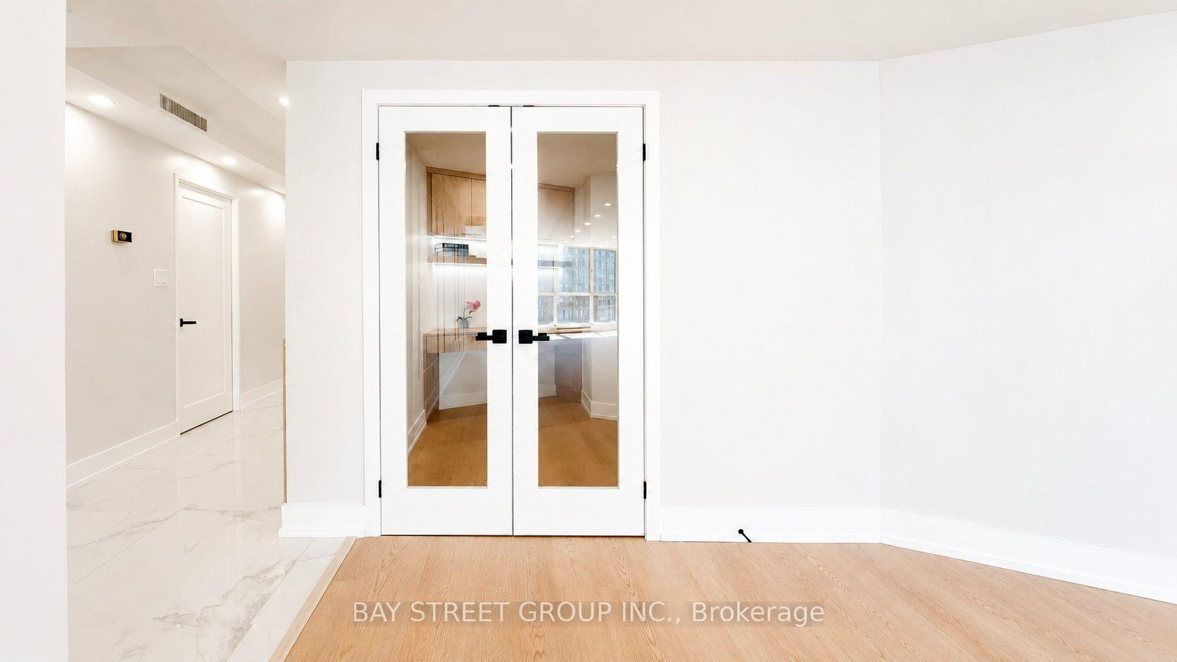 Photo 12 of Unit 2201, 85 Skymark Drive, North York, Hillcrest Village — HOMEH
