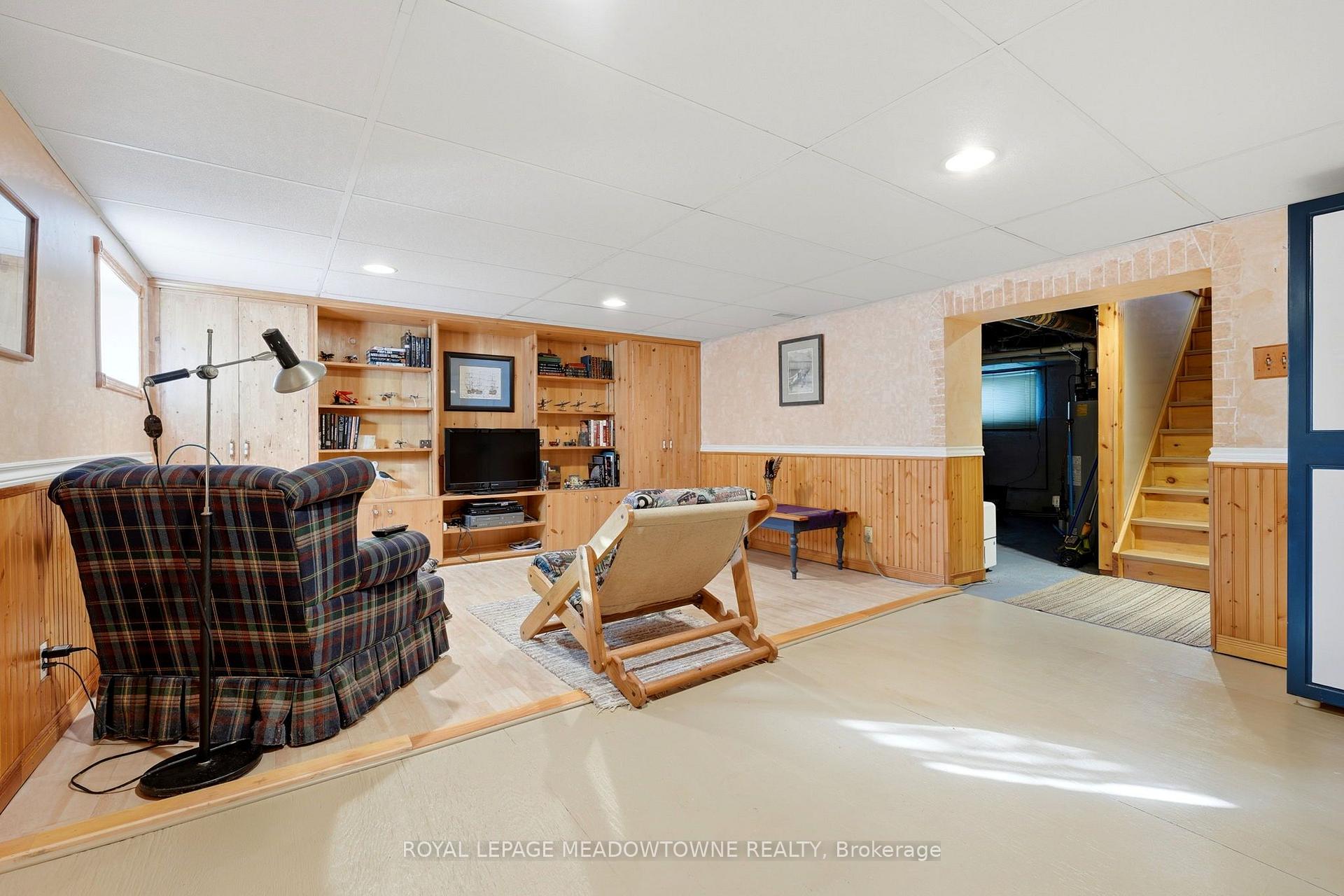 Photo 29 of 33 Durham Street, Halton Hills, Georgetown — HOMEH