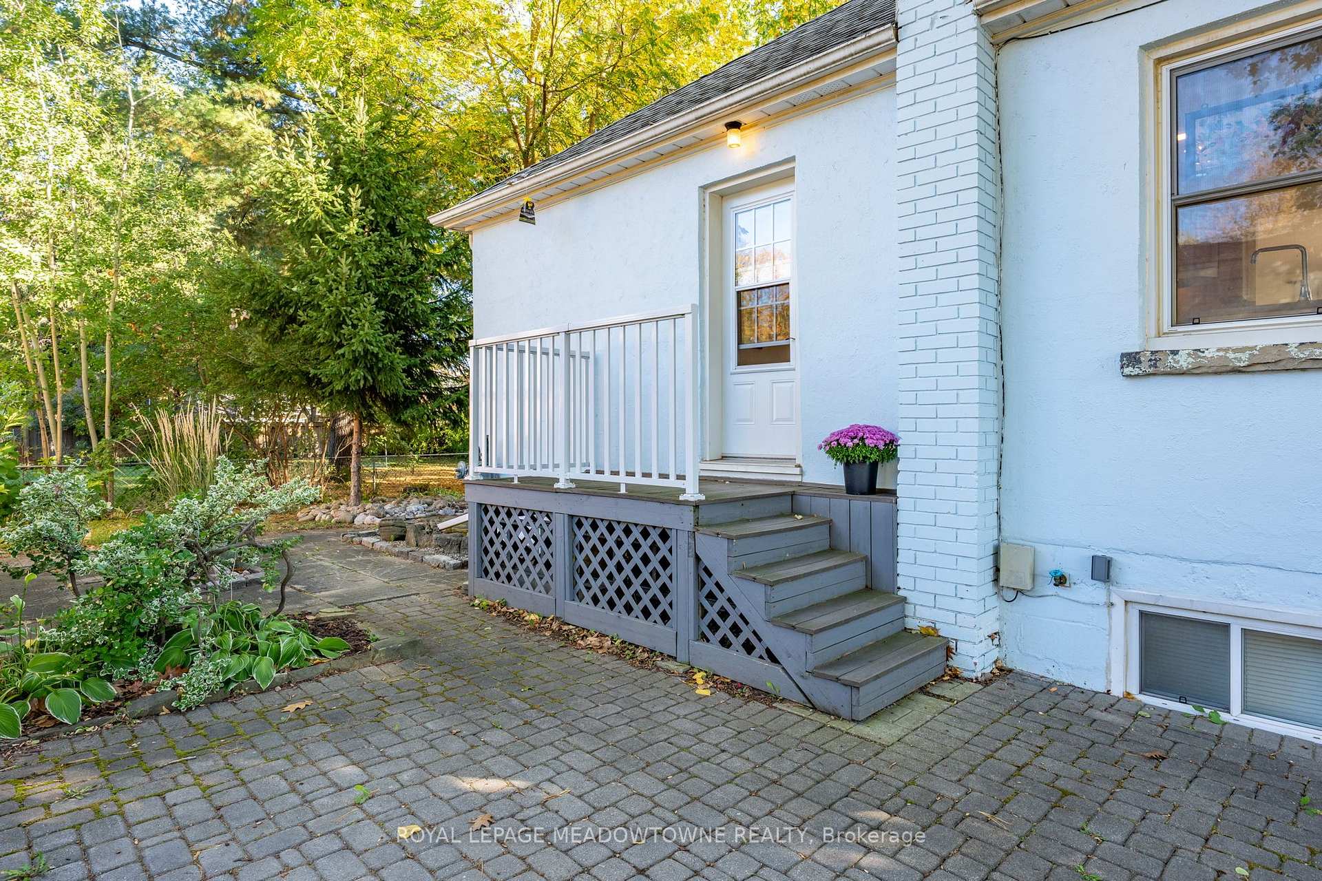 Photo 39 of 33 Durham Street, Halton Hills, Georgetown — HOMEH