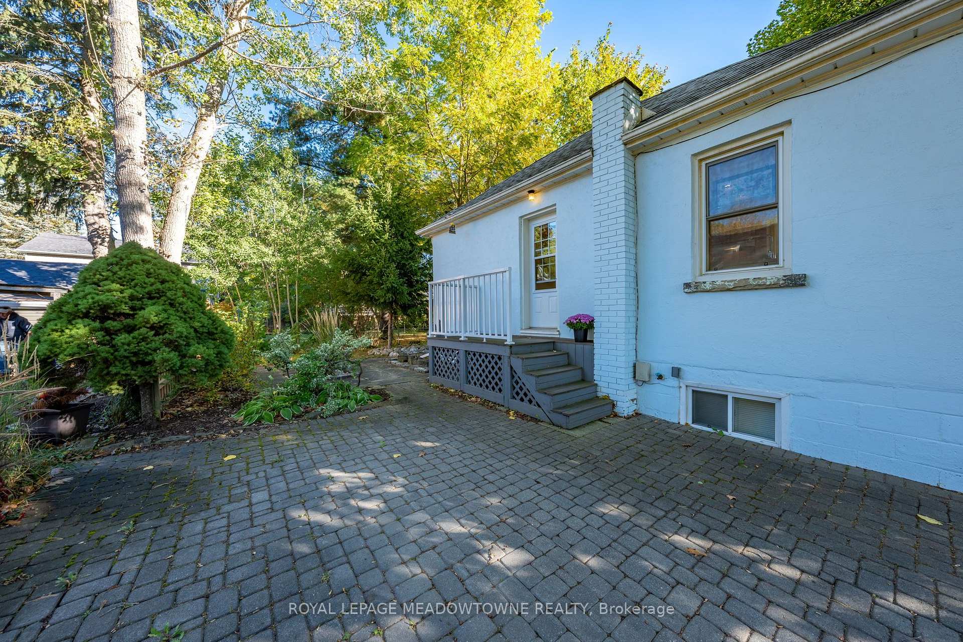 Photo 40 of 33 Durham Street, Halton Hills, Georgetown — HOMEH