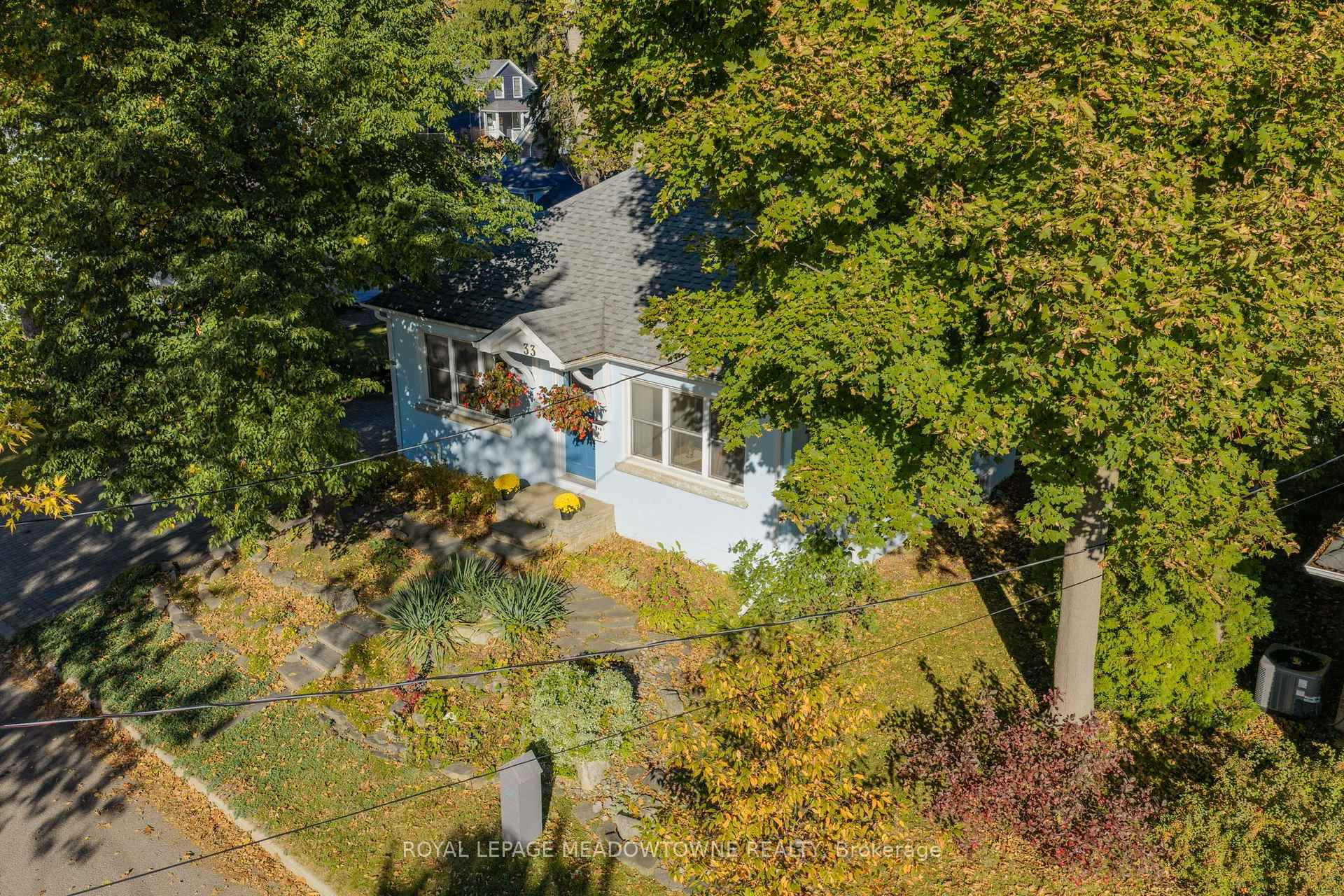 Photo 43 of 33 Durham Street, Halton Hills, Georgetown — HOMEH