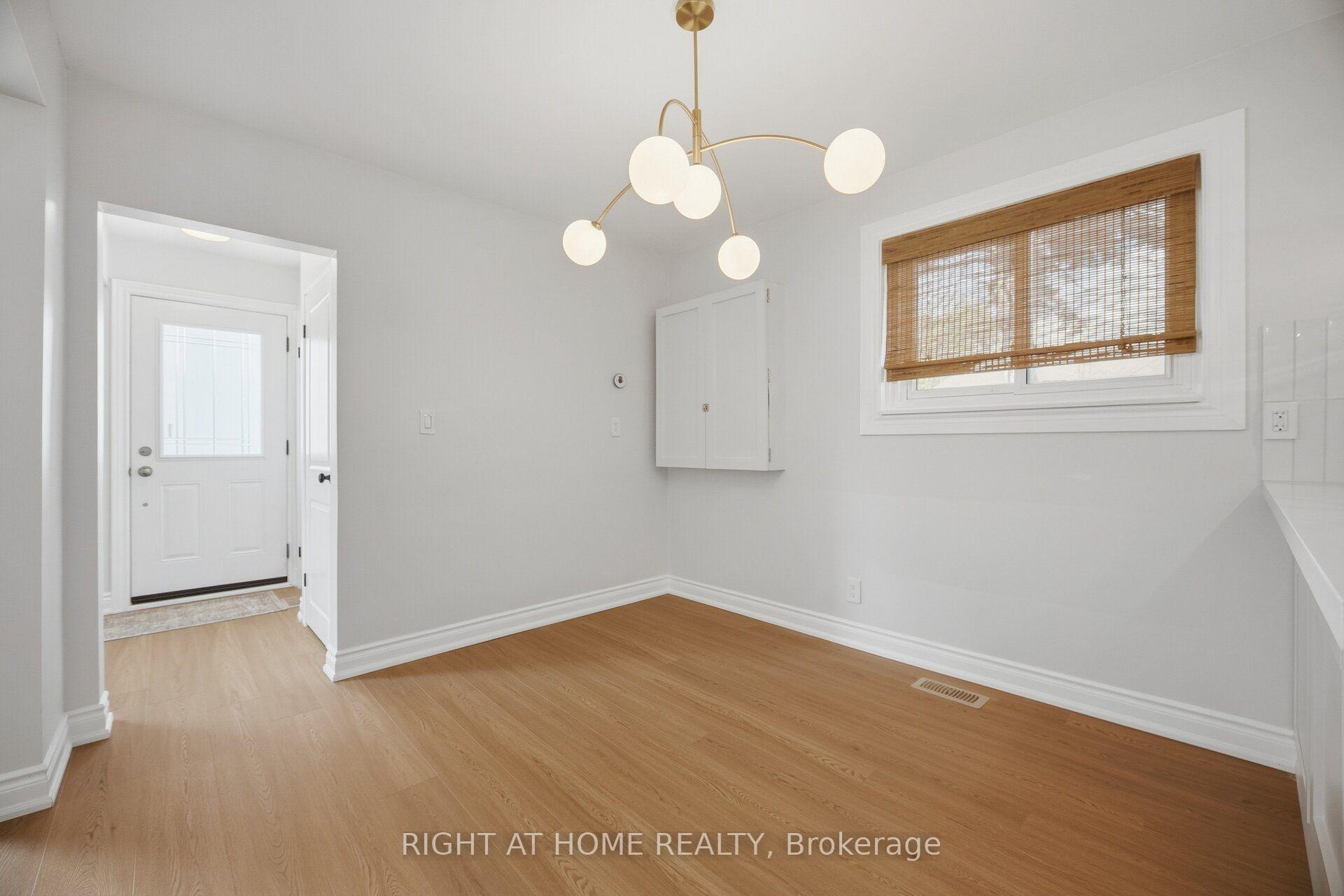 Photo 16 of 643 Perry Crescent, Oshawa, Vanier — HOMEH