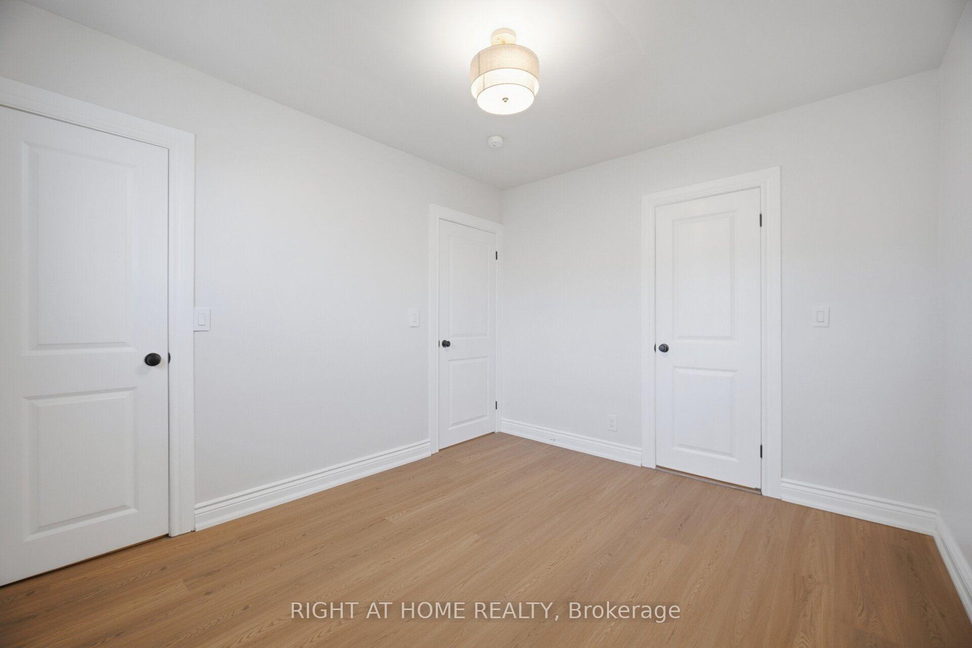 Photo 28 of 643 Perry Crescent, Oshawa, Vanier — HOMEH
