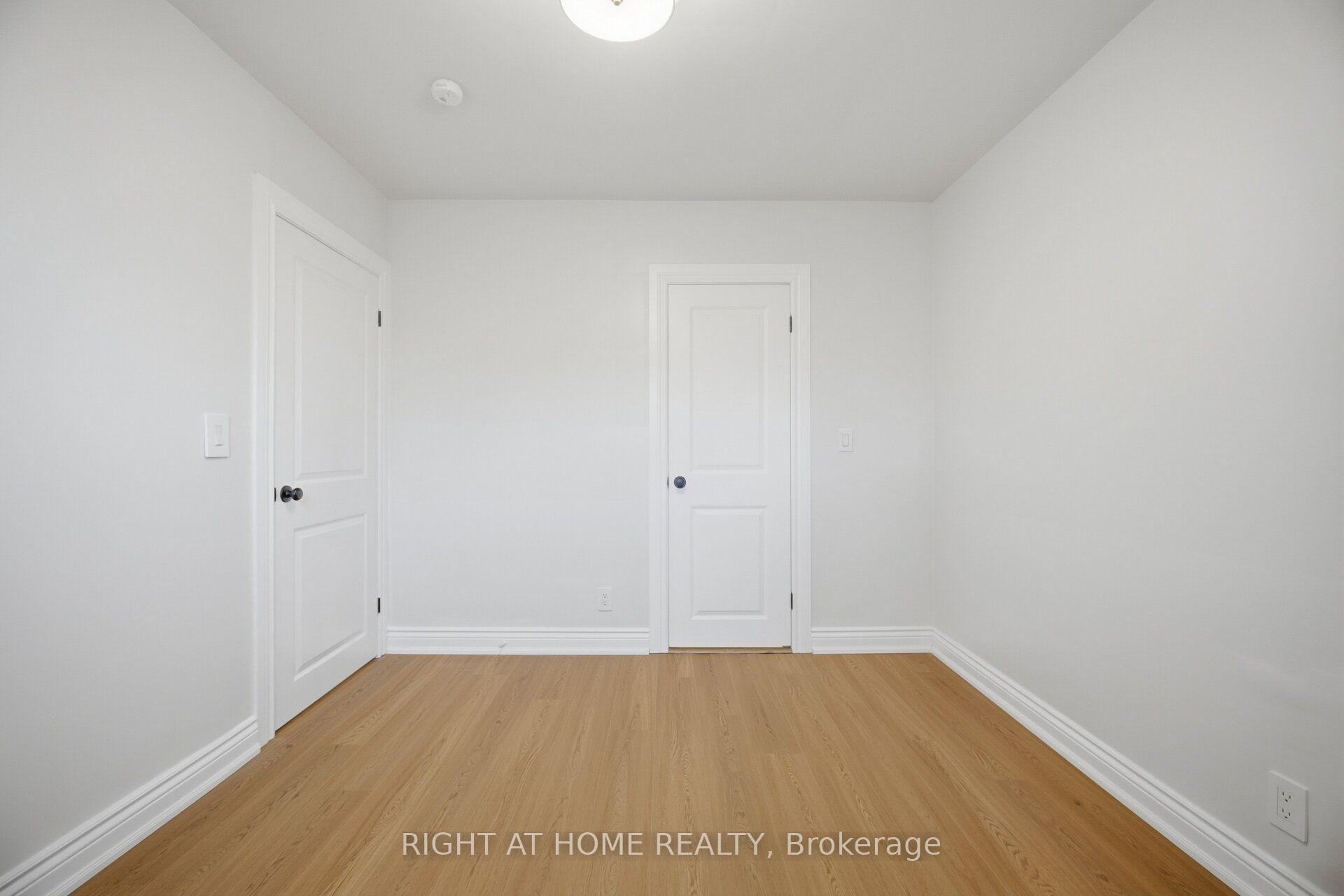 Photo 30 of 643 Perry Crescent, Oshawa, Vanier — HOMEH