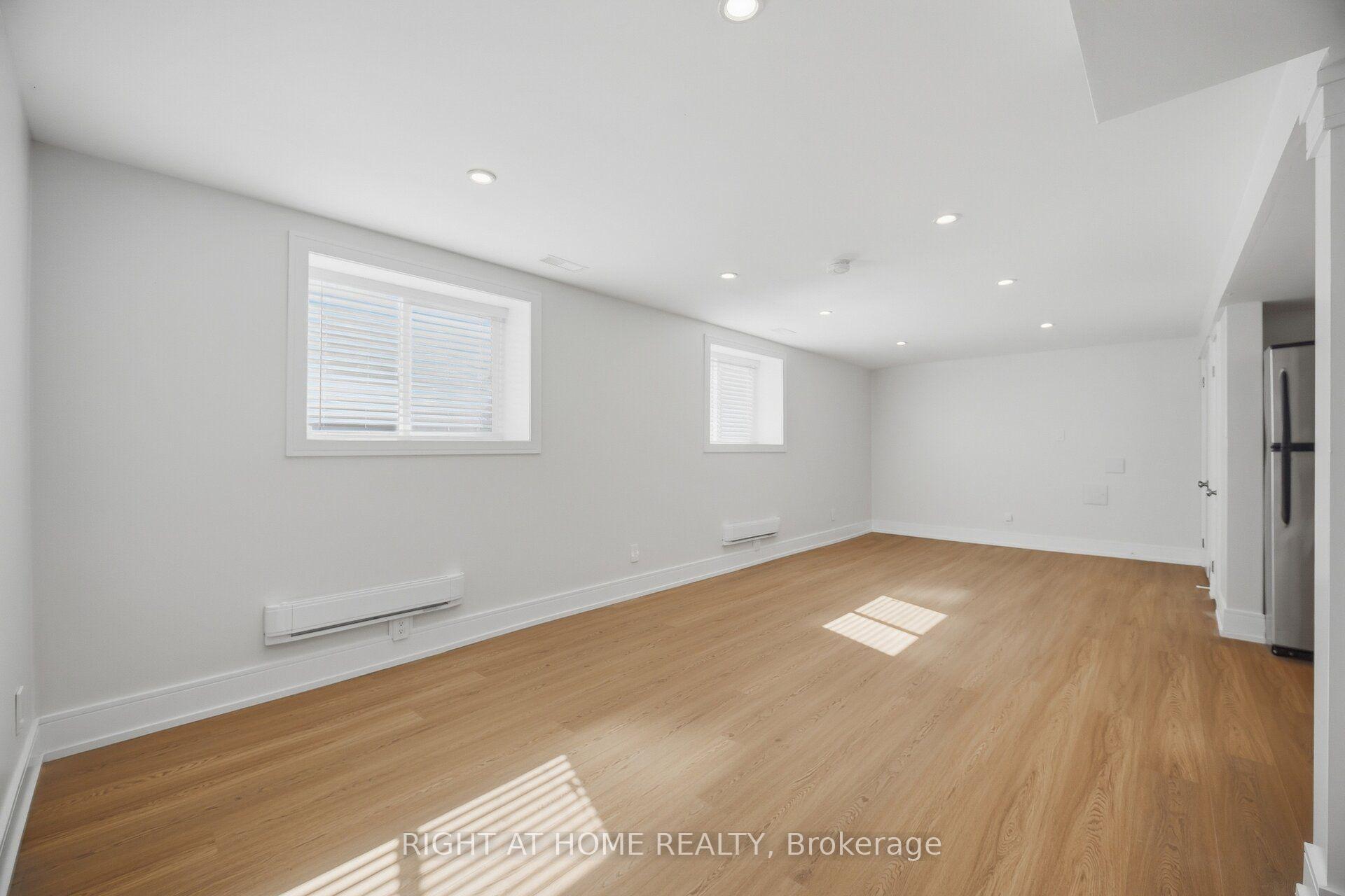 Photo 43 of 643 Perry Crescent, Oshawa, Vanier — HOMEH