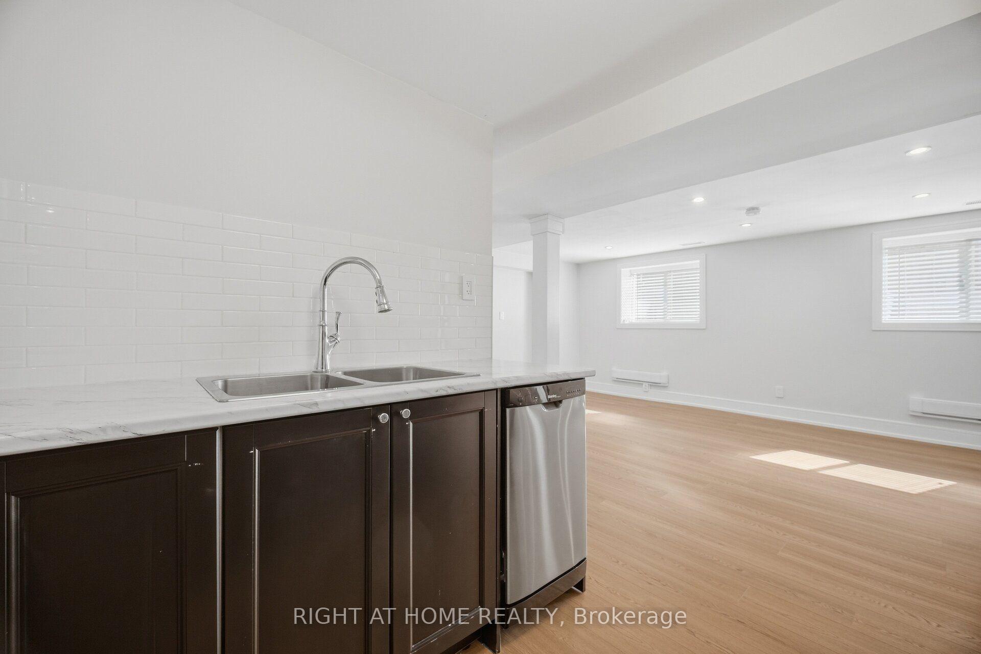 Photo 49 of 643 Perry Crescent, Oshawa, Vanier — HOMEH