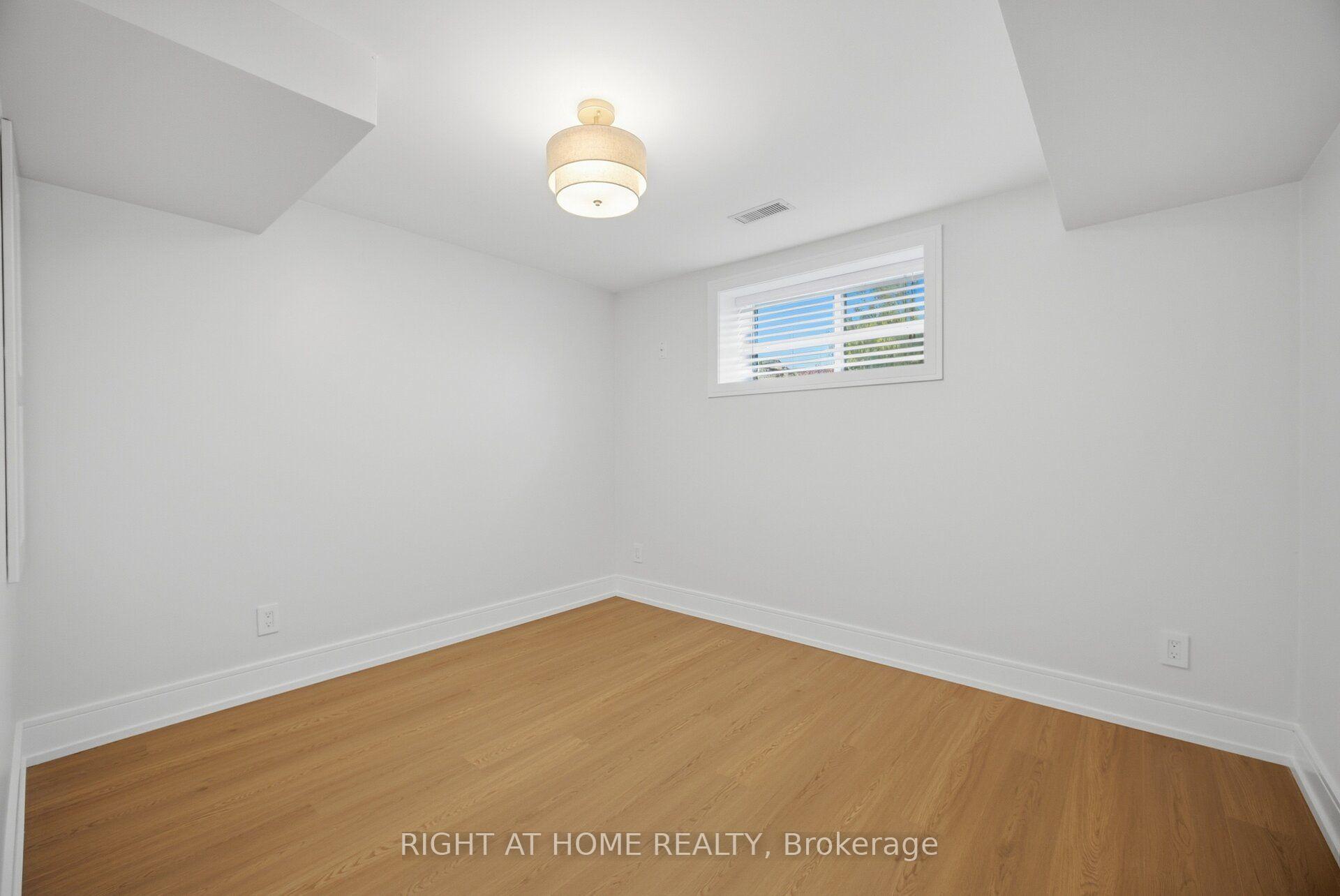 Photo 47 of 643 Perry Crescent, Oshawa, Vanier — HOMEH