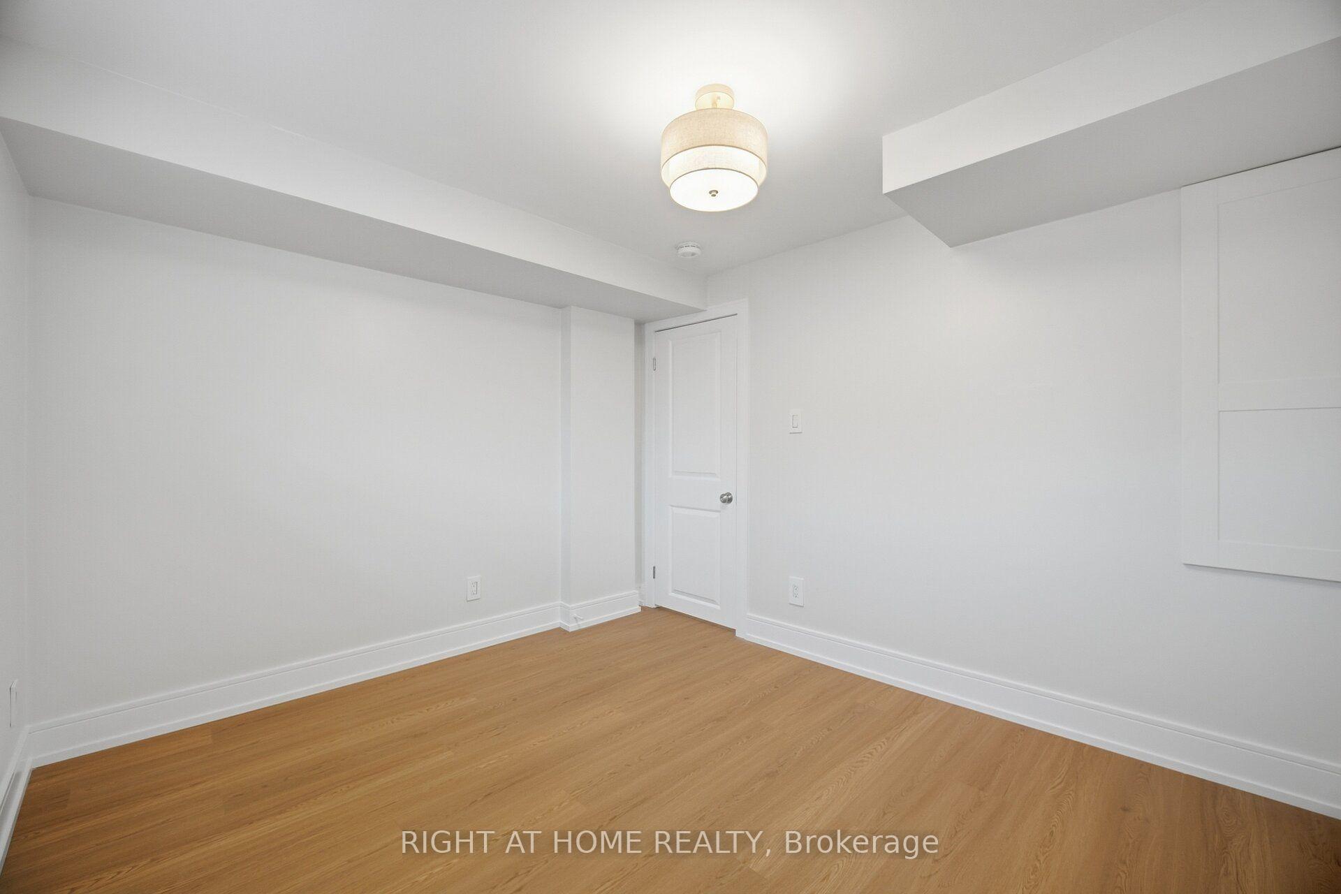 Photo 50 of 643 Perry Crescent, Oshawa, Vanier — HOMEH