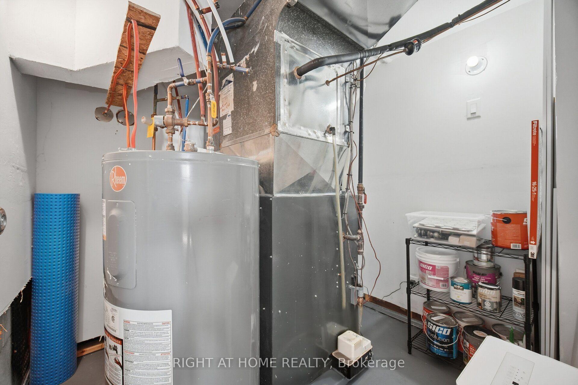 Photo 51 of 643 Perry Crescent, Oshawa, Vanier — HOMEH