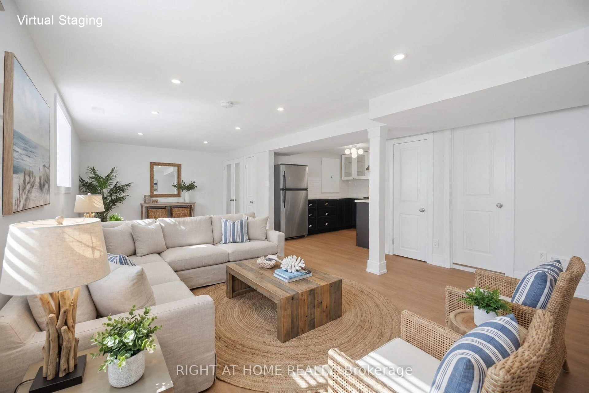 Photo 36 of 643 Perry Crescent, Oshawa, Vanier — HOMEH