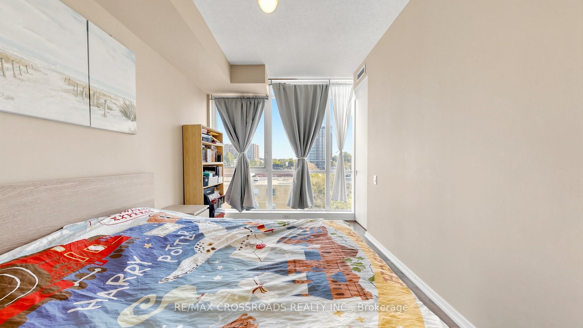 Photo 13 of Unit 606, 30 Canterbury Place, North York, Willowdale West — HOMEH