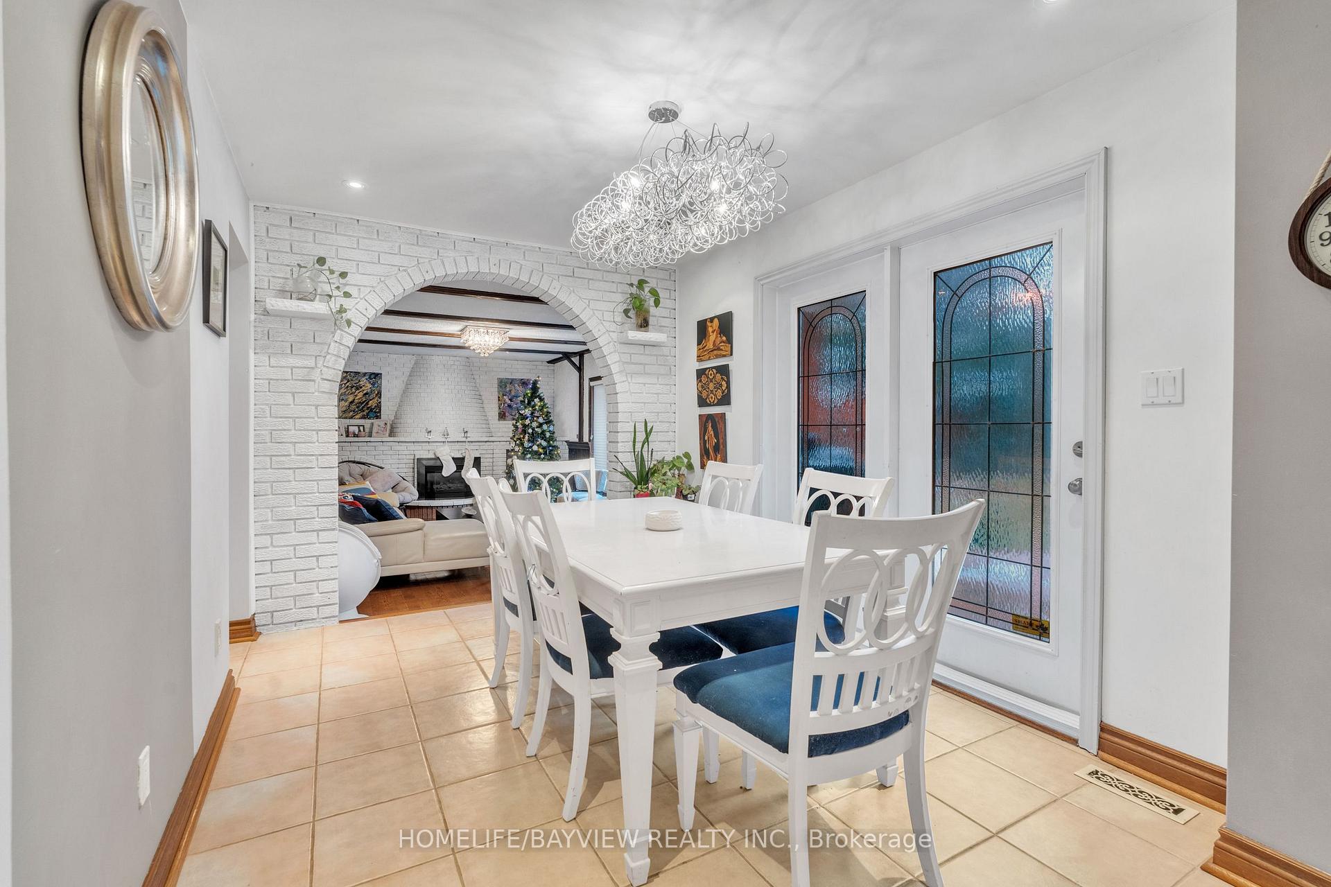 Photo 9 of 16 Roosevelt Drive, Richmond Hill, South Richvale — HOMEH